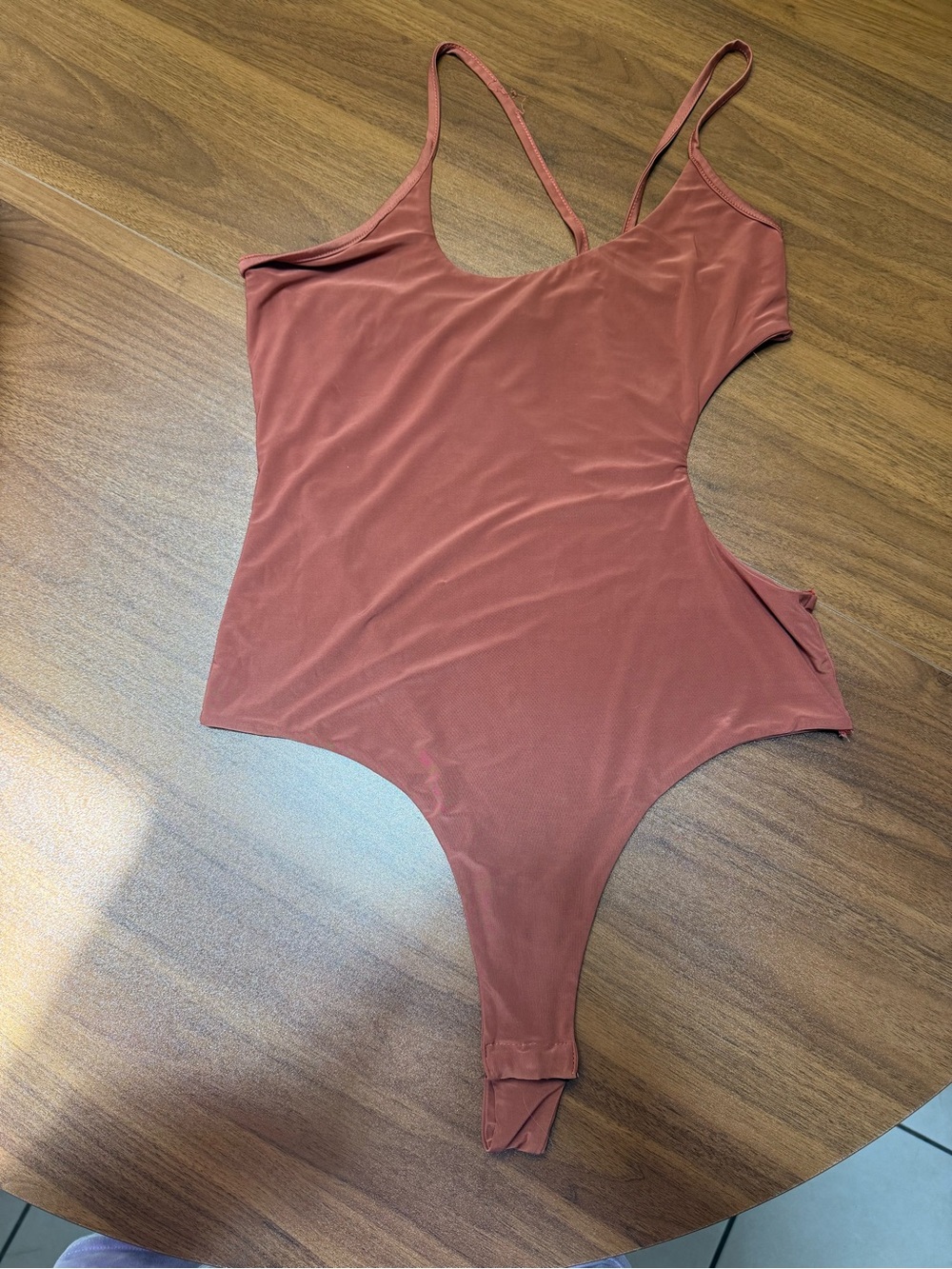 PrettyLittleThing Rust Red Cut-Out Bodysuit